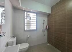 Blk 876A Tampines Avenue 8 (Tampines), HDB Executive #631387571